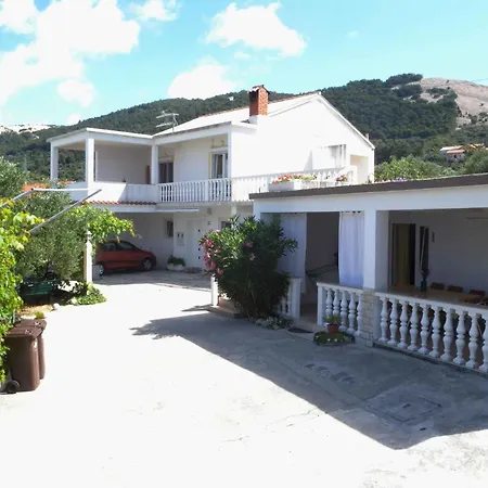 Apartment In Banjol/insel Rab 16070 Banjol