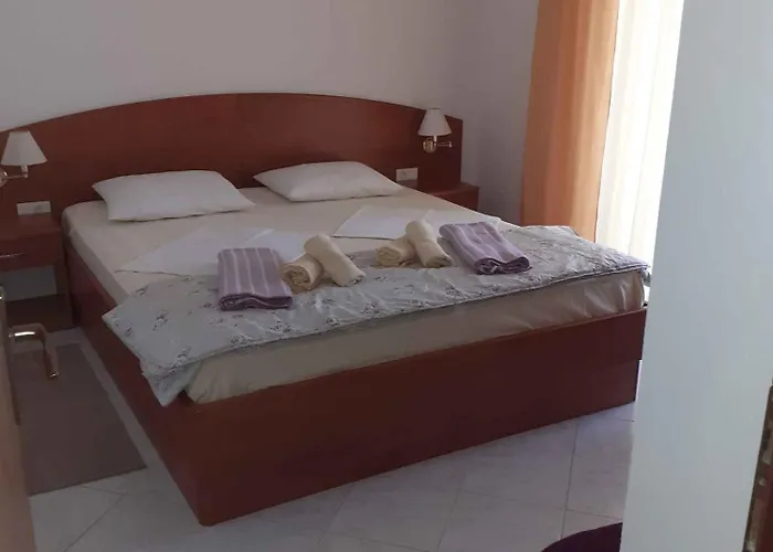 In - Insel Rab 16070 Apartman Banjol