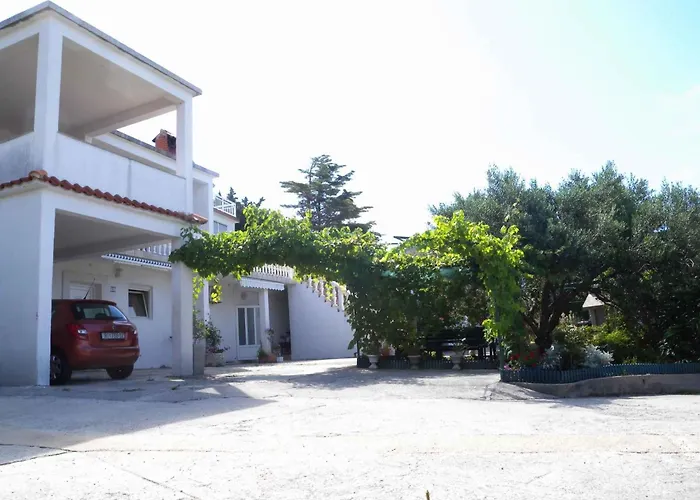 In - Insel Rab 16070 Apartman *